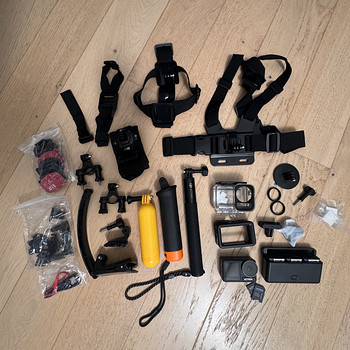 DJI Osmo Action 3 + много аксессуаров