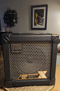 Kitarrivõimendi Roland CUBE-20X (1 foto / 5)