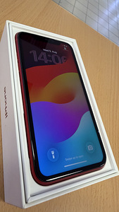 Apple iPhone 11 128Gb Red v heas korras (4 foto / 4)