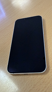 iPhone 13 128Gb белый (2 фото из 2)