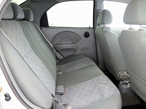 Chevrolet Aveo Comfort 1.4 61kW (7 фото из 7)