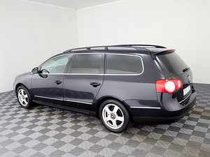 Volkswagen Passat Comfortline 2.0 110kW (4 foto / 7)