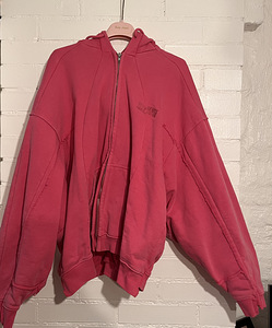 Розовое oversized худи на молнии Vetements (1 фото из 6)