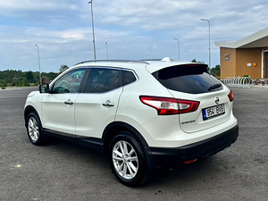 Nissan Qashqai (7 фото из 7)