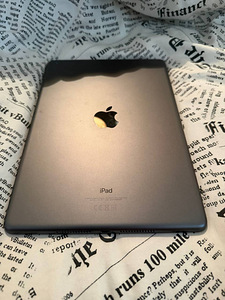 iPad 9 (1 фото из 3)