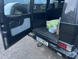 Mercedes-Benz G300 (7 фото из 7)