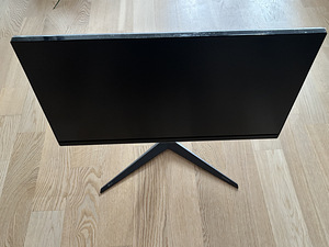 LG UltraGear 27GS75Q-B (1 фото из 2)