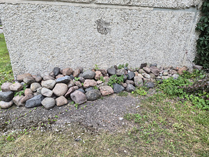 Dekoratiivsed kivikesed. Декоративные булыжники (2 фото из 2)
