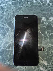 iPhone 7 на запчасти (телефон был утоплен, состояние неизвес (1 фото из 9)