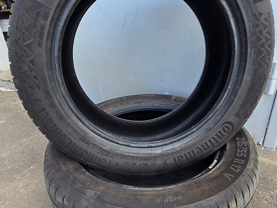 215/55R17 Continental PremiumContact7 DOT24, 80% mustrit 2tk