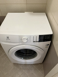Pesumasin Elektrolux (2 foto / 3)