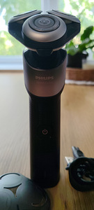 Pardel Philips 5000X Series habeme raseerija habemeajaja (5 foto / 5)