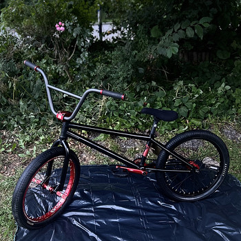 BMX Black Label