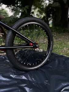 BMX Black Label (2 фото из 5)