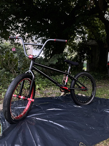 BMX Black Label (4 фото из 5)