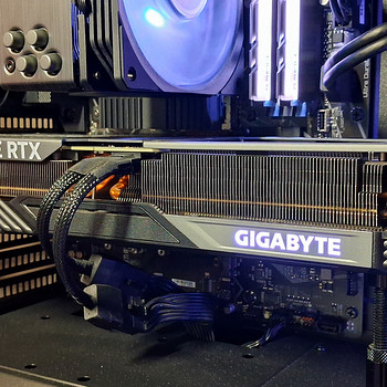 RTX 4070 gigabyte