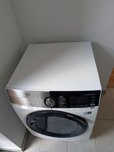 Продаётся стирально-сушильная машина AEG 9000 Series ÖKOKomb (2 фото из 5)