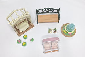 Sylvanian Families City House with Lights + all furniture (9 foto / 9)