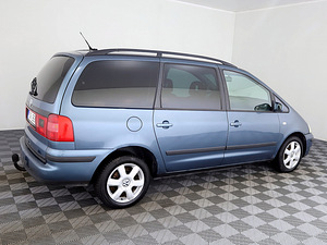 Volkswagen Sharan Comfortline ATM 1.9 TDI 85kW (3 foto / 8)