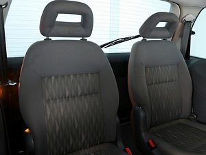 Volkswagen Sharan Comfortline ATM 1.9 TDI 85kW (8 foto / 8)