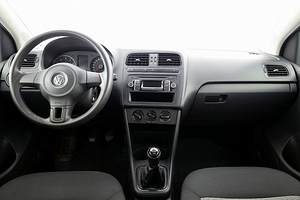 Volkswagen Polo Comfortline 1.2 51kW (5 foto / 7)