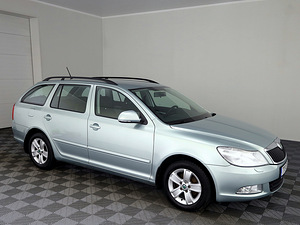Skoda Octavia Comfortline Facelift ATM 1.4 90kW (1 фото из 7)