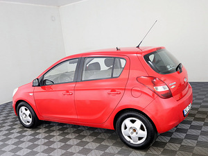 Hyundai i20 Elegance 1.4 74kW (4 foto / 7)