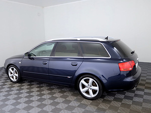 Audi A4 S-Line Quattro ATM 3.0 TDI 171kW (4 фото из 7)