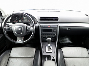 Audi A4 S-Line Quattro ATM 3.0 TDI 171kW (5 фото из 7)