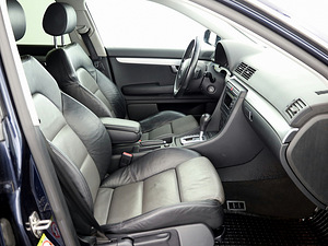 Audi A4 S-Line Quattro ATM 3.0 TDI 171kW (6 фото из 7)