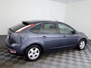 Ford Focus Comfort LPG ATM 1.6 74kW (3 foto / 7)