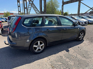 Ford Focus Turnier 1.8 95kW (3 foto / 7)