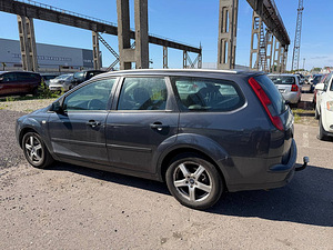 Ford Focus Turnier 1.8 95kW (4 foto / 7)