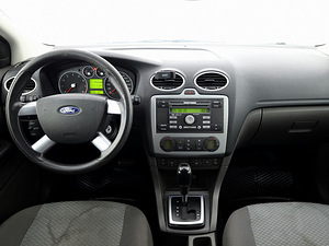 Ford Focus Comfort ATM 1.6 74kW (5 foto / 7)