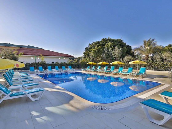 OJI BEACH HOTEL