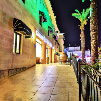 HOTEL BLEU NUIT