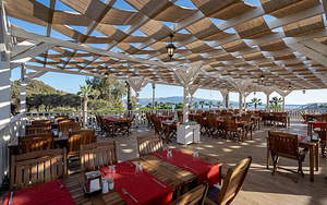 GOLDEN BEACH RESORT & SPA (7 фото из 10)