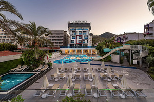 WHITE CITY BEACH HOTEL (2 фото из 10)