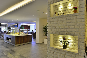 WHITE CITY BEACH HOTEL (6 фото из 10)