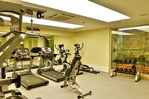 WHITE CITY BEACH HOTEL (10 фото из 10)
