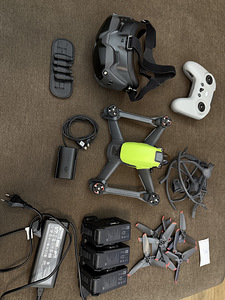 DJI FPV Combo (1 фото из 1)