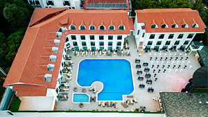 THE SAINT STAR HOTELS & SPA (1 foto / 10)