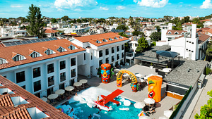 THE SAINT STAR HOTELS & SPA (2 foto / 10)
