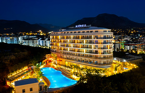 MICHELL HOTEL SPA BEACH CLUB (10 foto / 10)