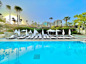 LAUR HOTEL EXPERIENCE & LAUR HOTELS ELEGANCE (10 foto / 10)