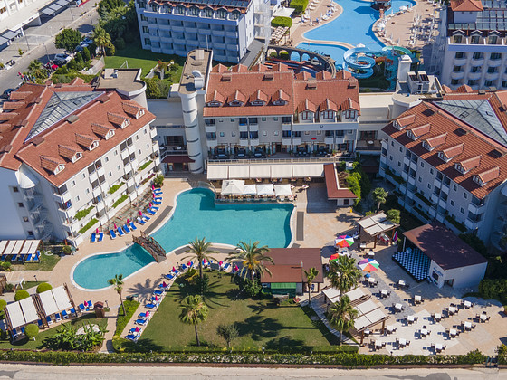 MONACHUS HOTEL & SPA