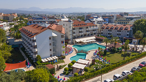 MONACHUS HOTEL & SPA (3 фото из 10)