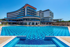 LONICERA PREMIUM HOTEL (5 фото из 10)