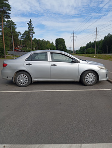 Toyota Corolla (4 foto / 8)