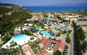 AQUA FANTASY AQUAPARK HOTEL & SPA (1 фото из 10)